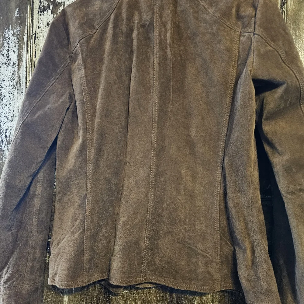 Suede Ariat Jacket - Picture 3 of 6